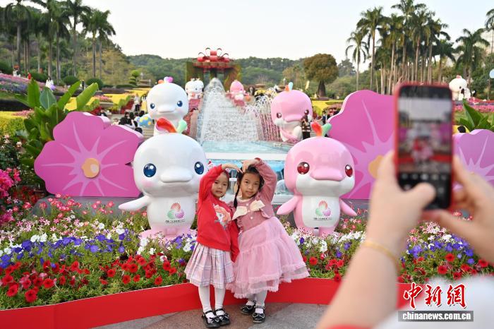 2025体育赛事引爆地方经济：冰雪+足球+马拉松撬