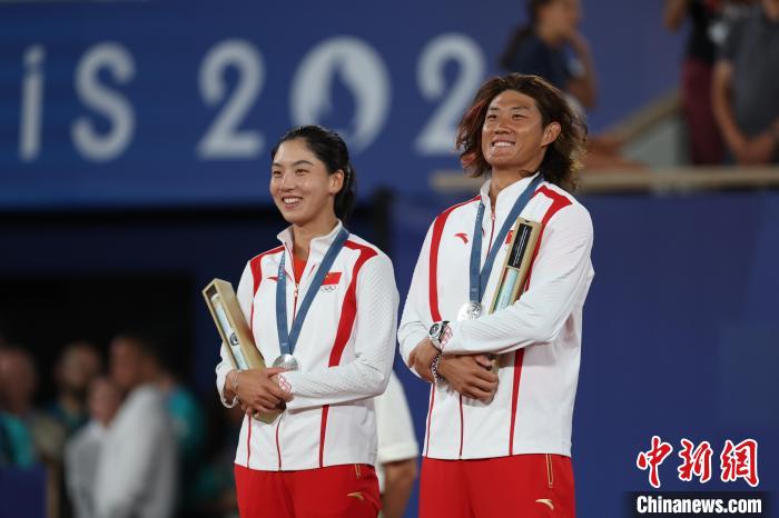 张之臻巴黎奥运混双摘银 父爱与竞技双重绽放