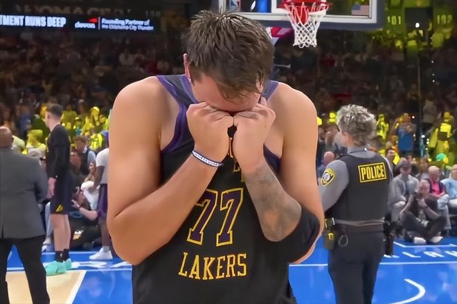 湖人惨败雷霆43分 东契奇受伤或提前报销