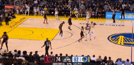 詹姆斯30+15助难救湖人，弗拉格45分成新秀标杆