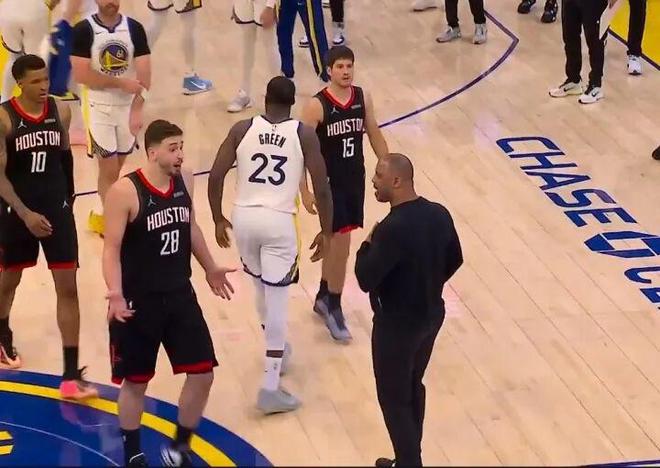 詹姆斯30+15助难救湖人，弗拉格45分成新秀标杆