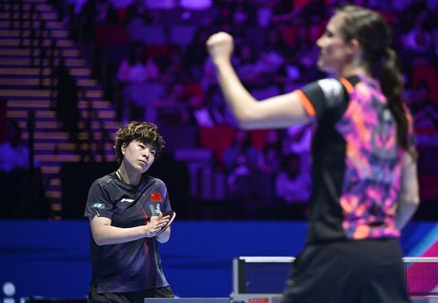 孙颖莎鏖战七局险胜埃及选手挺进四强