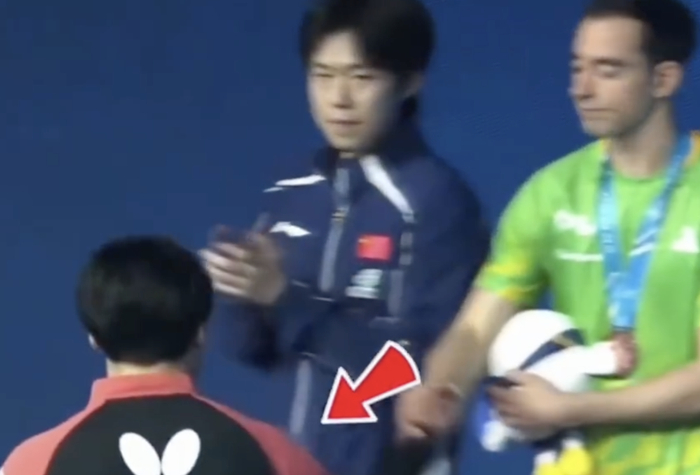 王楚钦逆转松岛辉空夺冠 日本选手赛后冷脸引争